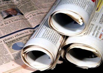 Diffusione illegale di giornali, sequestrati 32 canali social e siti web