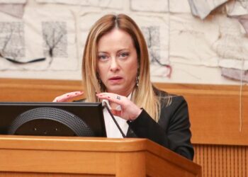 Meloni “Noi conservatori in prima linea per i veri profughi”