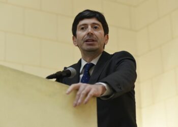 Covid, Speranza “Ruolo Cts ha segnato rapporto tra politica e scienza”
