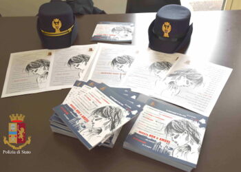 8 marzo 2022 Ragusa, la Polizia di Stato tra la gente per dire "no alla violenza sulle donne"