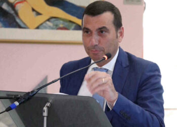 Caro prezzi, situazione insostenibile e cantieri chiusi a Ragusa