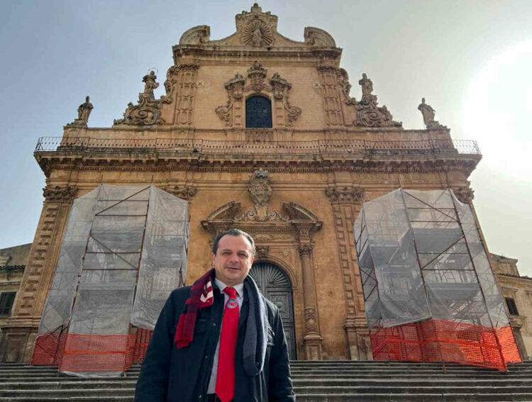 Cateno de Luca a Modica: ma il caffè Nino Minardo non me lo ha potuto offrire