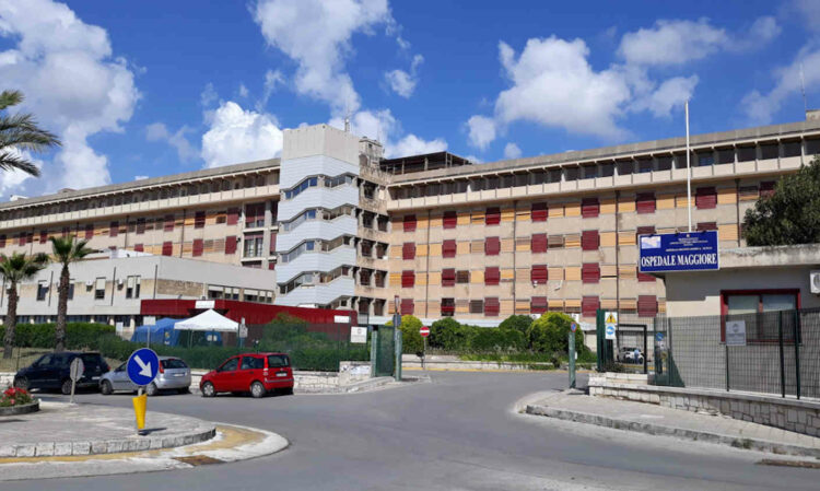 Covid Ragusa, 6571 positivi: morta una donna di Scicli