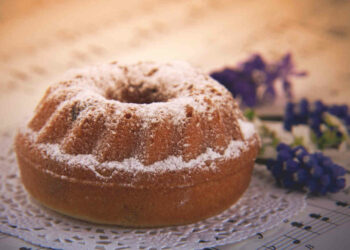 Dolce con yogurt bianco: ricetta