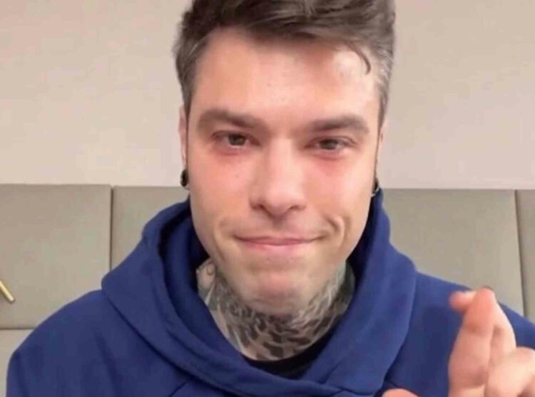 Fedez operato al San Raffaele di Milano: decisivi i prossimi giorni