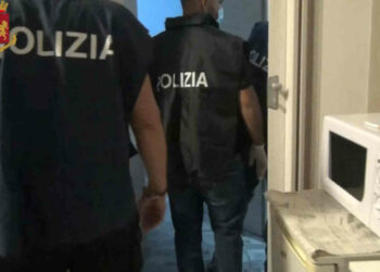 Femminicidio a Lentini, marito vittima ancora in commissariato