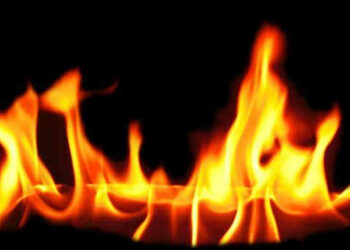 Fon acceso sotto le coperte provoca incendio: anziana muore nel Palermitano