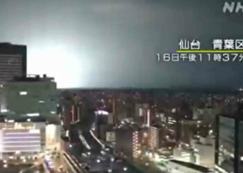 Giappone, terremoto di magnitudo 7.3 al largo di Fukushima: allerta tsunami VIDEO