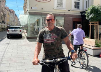 La dieta di Arnold Schwarzenegger: ecco come ha sconfitto il colesterolo alto