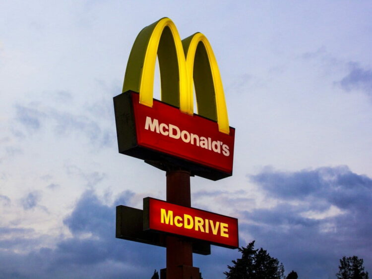 McDonald’s cerca 150 persone da assumere in Sicilia: 5 a Ragusa e 5 a Vittoria