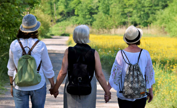 Menopausa e sintomi: solo 5 donne su 100 ricorrono alla terapia ormonale sostitutiva