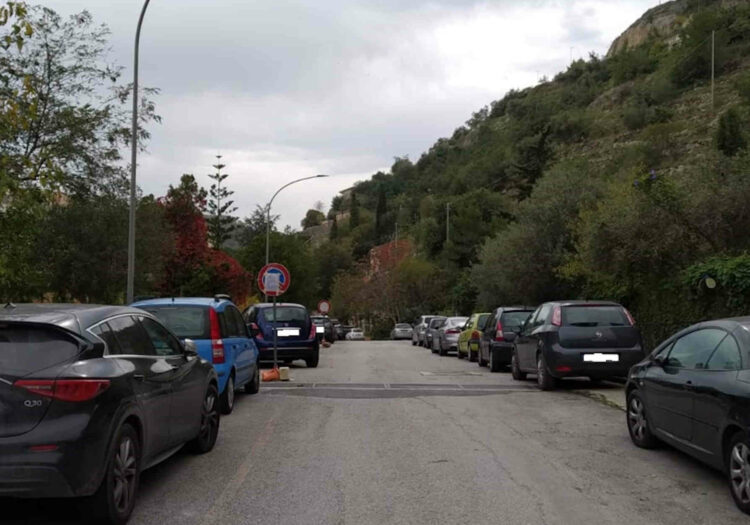 Modica, chiusura di via Carmelo Caccamo con parcheggi a pagamento: interrogazione urgente