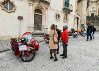 Primo Motoday di primavera in piazza Duomo a Ragusa