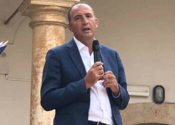 Ragusa, Nello Dipasquale sequestrati tamponi Asp