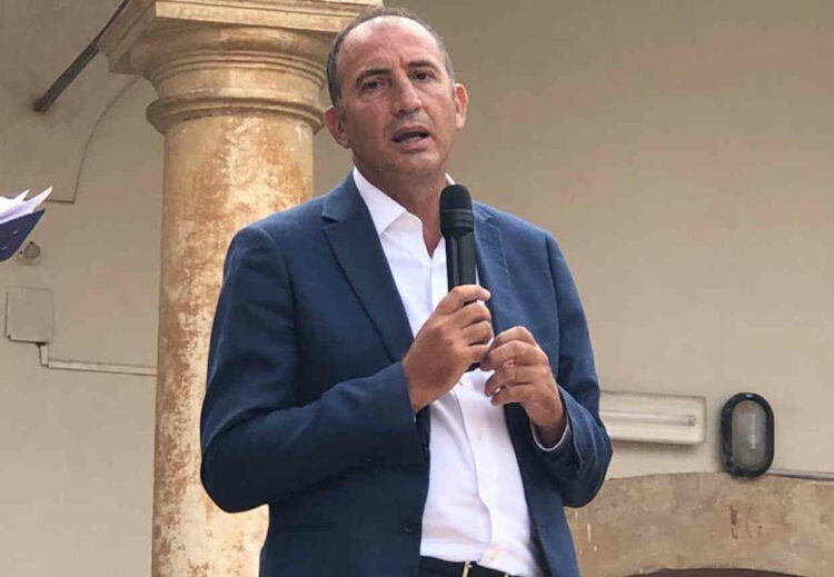 Ragusa, Nello Dipasquale sequestrati tamponi Asp