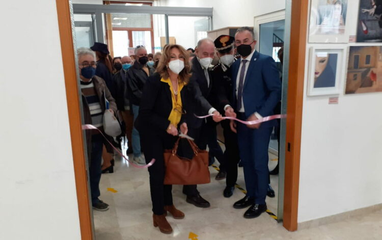 Ragusa, Reddito di Libertà da 400 euro per le donne