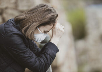 Record di contagi Covid, 7049 nuovi positivi: 643 a Ragusa e 1075 a Catania