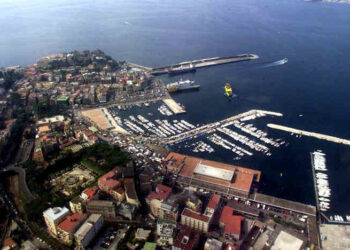 Terremoto, sciame sismico a Pozzuoli: scosse e boati