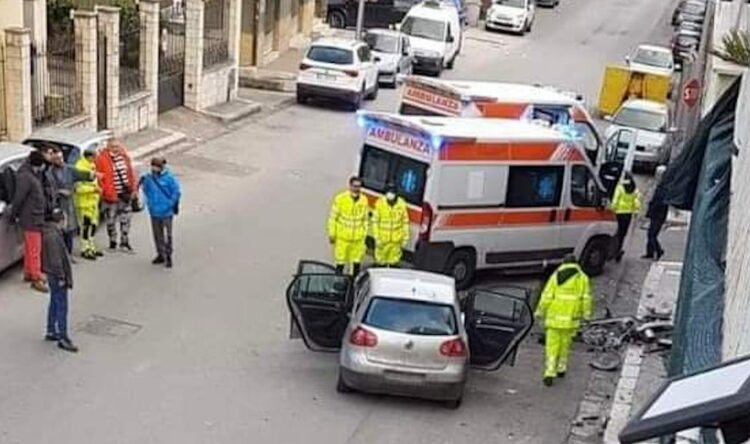 Terribile incidente a Villabate, auto si schianta contro muro: muore 26enne