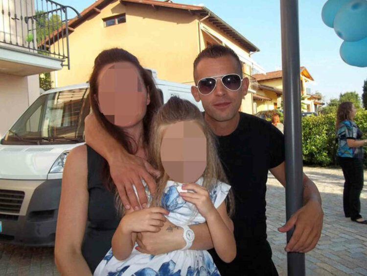 Uccide figli e si suicida, ex compagna: mi controllava, era geloso
