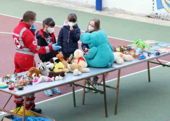 Ucraina, 2 anni fa ha perso il papà, vittima del Covid: ora aiuto i profughi