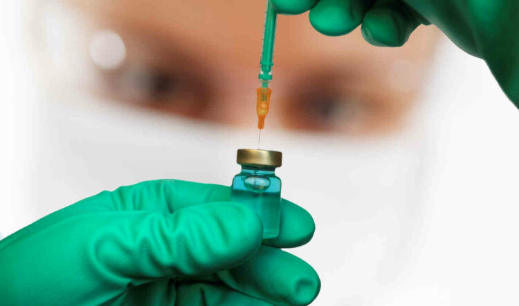 Vaccino Johnson&Johnson, Ema segnala nuovo effetto collaterale