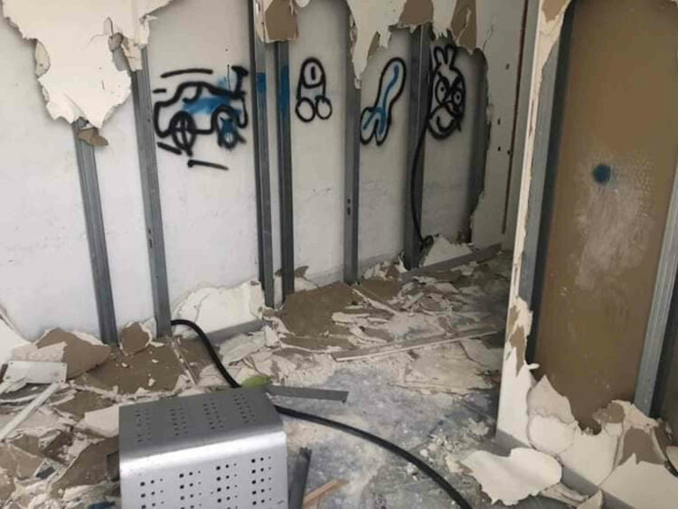 Atto vandalico ai campetti di Comiso: furia distruttiva inusuale FOTO