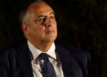 Roberto Lagalla firmale dimissioni da assessore regionale. L'ex rettore di Palermo riconsegna la delega all'Istruzione nelle mani di Musumeci