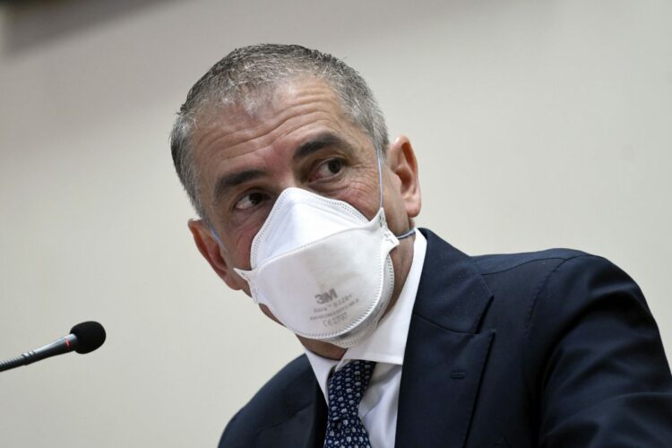 Covid, Costa “Ci sono le condizioni per un’estate senza restrizioni”