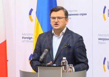 Ucraina, Kuleba “L’Italia ci mandi armi, il peggio deve ancora venire”