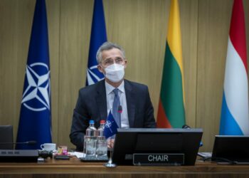 Ucraina, Stoltenberg “Putin ha commesso un grande errore”