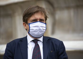 Covid, Sileri “Si arriverà a eliminazione del green pass”