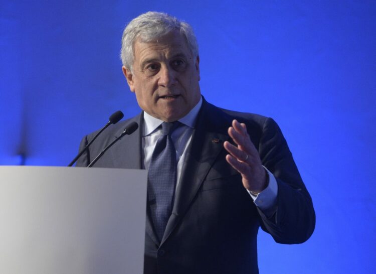 Governo, Tajani: “Su fisco e giustizia serve confronto”