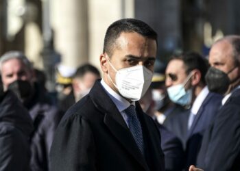 Ucraina, Di Maio “Domani con Draghi in Algeria contro ricatti russi”