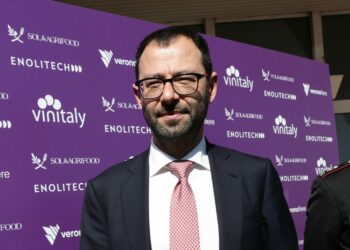 Vinitaly, Patuanelli “E’ l’edizione della ripresa”