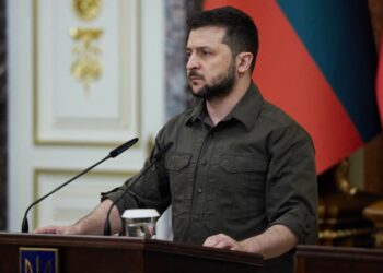 Ucraina, Zelensky “Resistiamo da 50 giorni, ce ne davano 5”