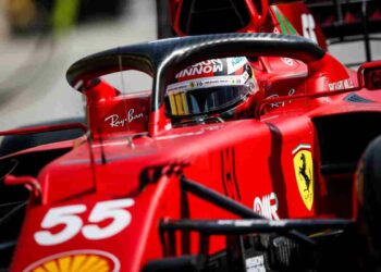 Sainz con la Ferrari fino al 2024 “Non c’è team migliore”