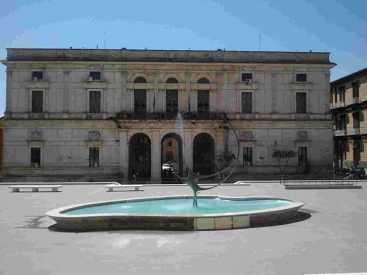 Comune di Ragusa chiuso il 16 aprile