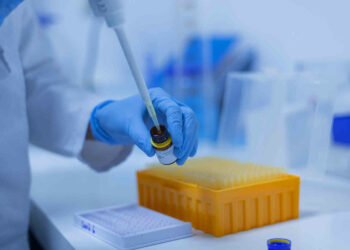 Covid Italia, indagine flash per nuove varianti virus