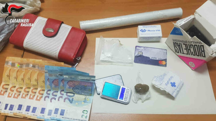 Due arresti per spaccio di droga a Pozzallo