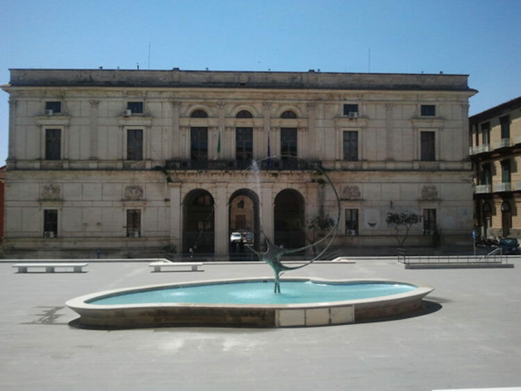 Due bandi di concorso per la copertura di n. 4 posti al Comune di Ragusa