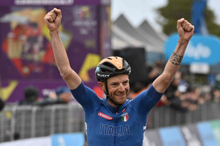 Il ragusano Damiano Caruso vince il Giro di Sicilia