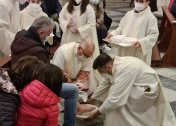 Comiso: dalla lavanda dei piedi alla reposizione del Ss. Sacramento nel Tabernacolo