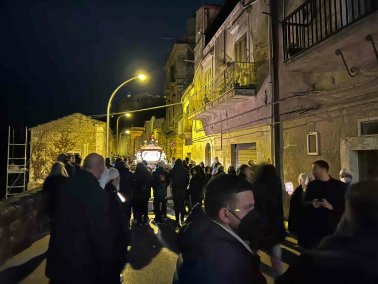 Settimana Santa a Ragusa: un silenzio carico di mestizia
