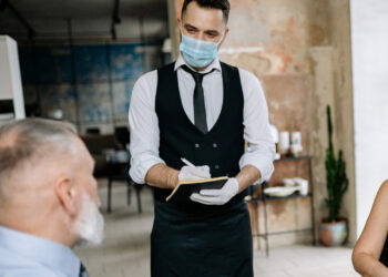 Mascherine e green pass dal 1 maggio: cosa cambia e regole