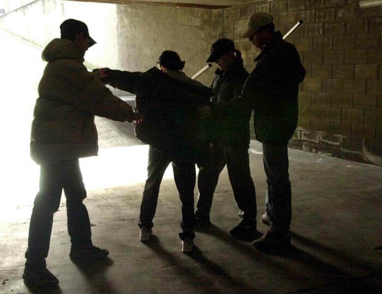 Minorenne paga pizzo per farsi difendere dai bulli