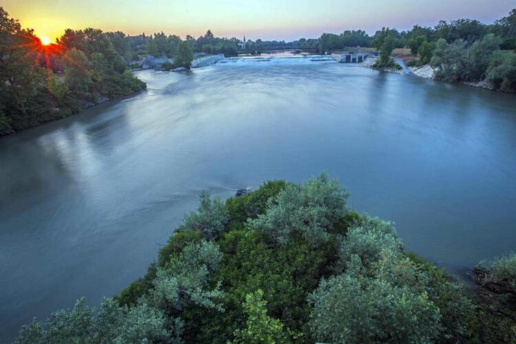 Morta in auto nell'Adda: marito arrestato per omicidio