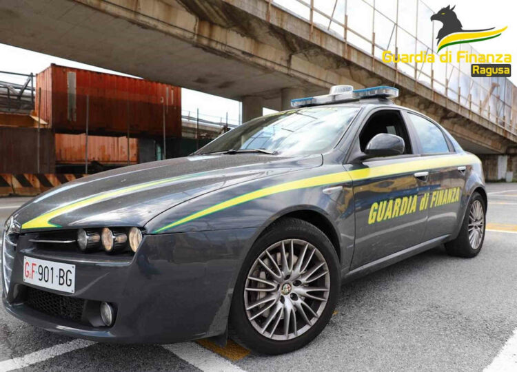 Ragusa: arrestato corriere con oltre mezzo chilogrammo di cocaina