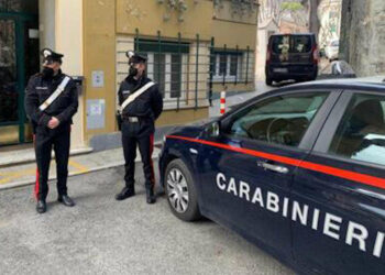 Scheletro umano per uso medico-scientifico trovato in sottoscala