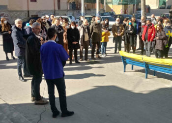 Una Panchina dipinta di blu per l'autismo a Ragusa